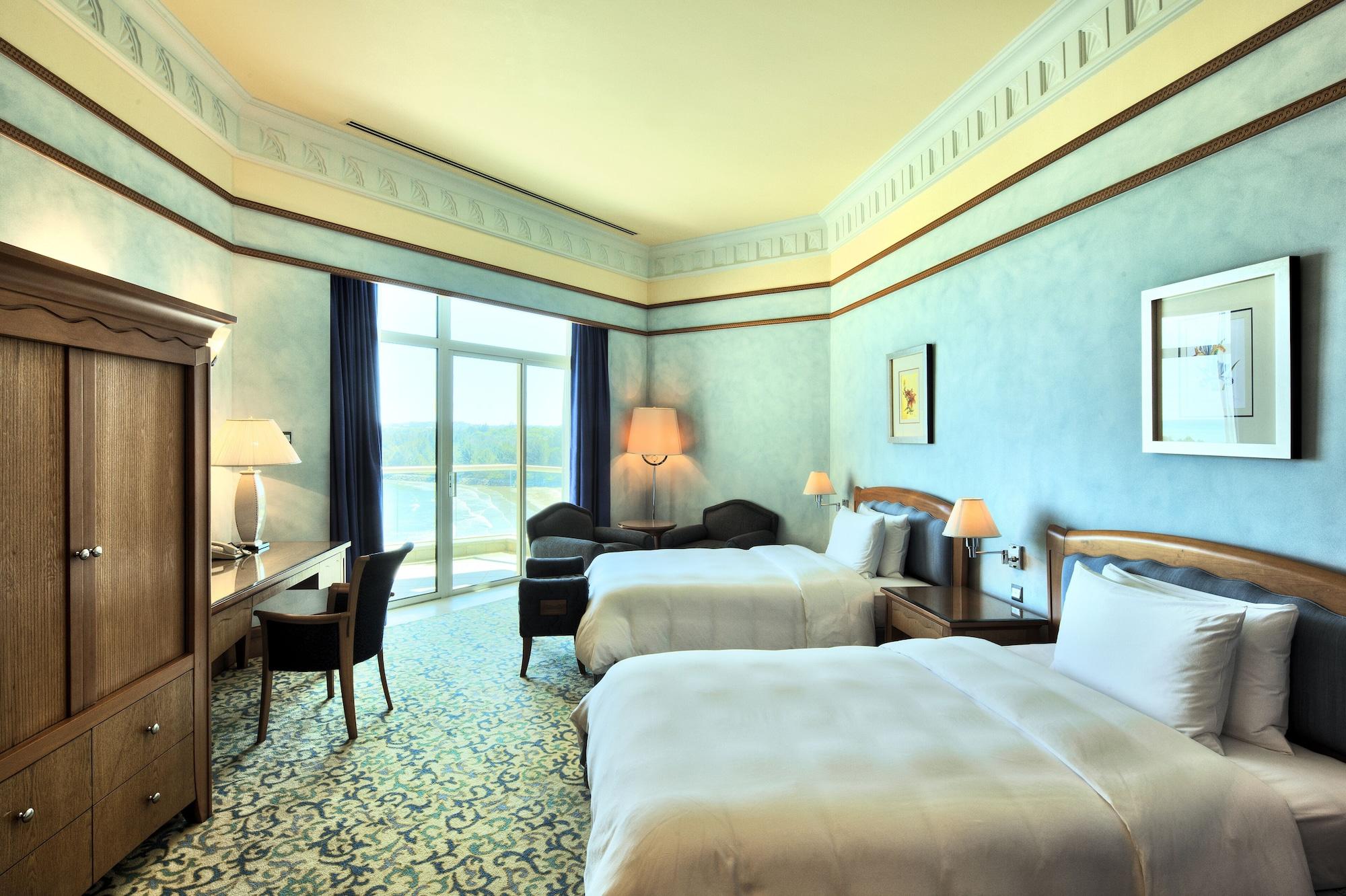 Empire Hotel And Country Club Brunei バンダル スリ ブガワン エクステリア 写真