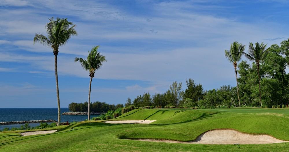 Empire Hotel And Country Club Brunei バンダル スリ ブガワン エクステリア 写真