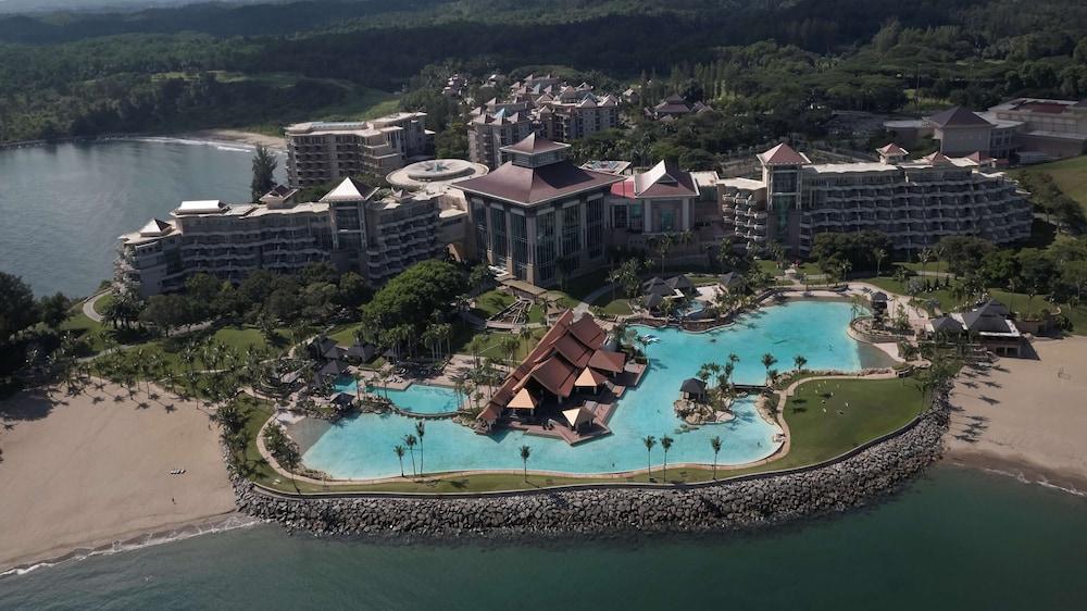 Empire Hotel And Country Club Brunei バンダル スリ ブガワン エクステリア 写真