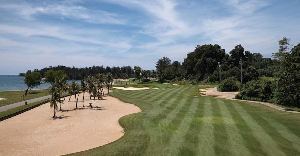 Empire Hotel And Country Club Brunei バンダル スリ ブガワン エクステリア 写真